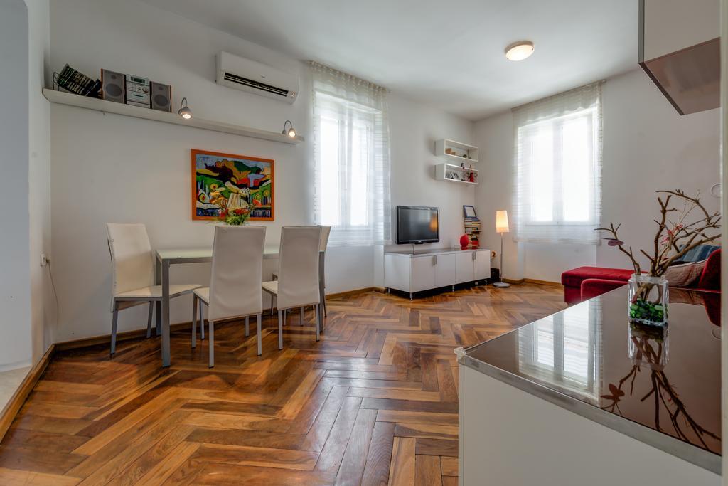 Beach Apartment Lana Спліт Екстер'єр фото